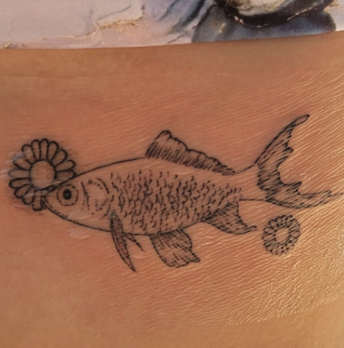 Soy Goldfish, available to be tattooed. Send me a message if you're  interested or check out my highlights for other available designs. Spaces  available in November and December ⋆ Studio XIII Gallery