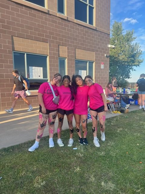 “I think other people should do powderpuff because it is a really fun thing to do with your friends, and even if you lose, it is still very fun and a good bonding experience with your friends. It definitely makes Homecoming week more fun, senior Jordan Whiteaker said. 
